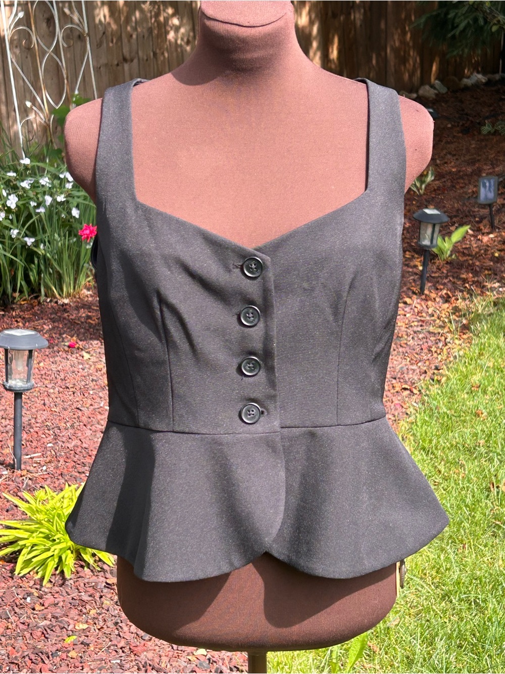 NWT REACTION KENNETH COLE sM Black Peplum Button-Front vest-lined-MSRP $119
